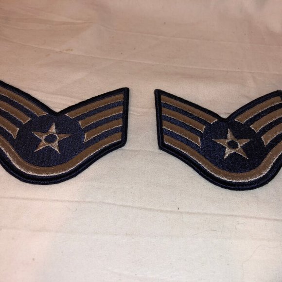 1 PAIR 1976-1993 SEW ON USAF Air Force Rank Patch STAFF SERGEANT E-5 BLUE MALE - Picture 1 of 5